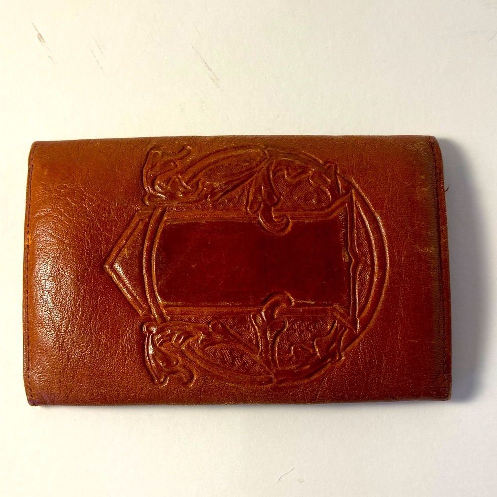 VINTAGE Men's Leather Tri-fold Wallet by The GERLACH BARKLOW CO